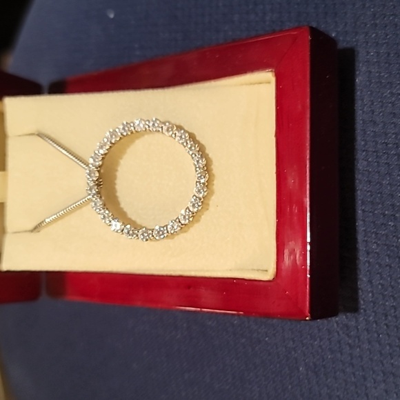 Rare Diamond Nexus Eternity Pendant Retired - Picture 2 of 10